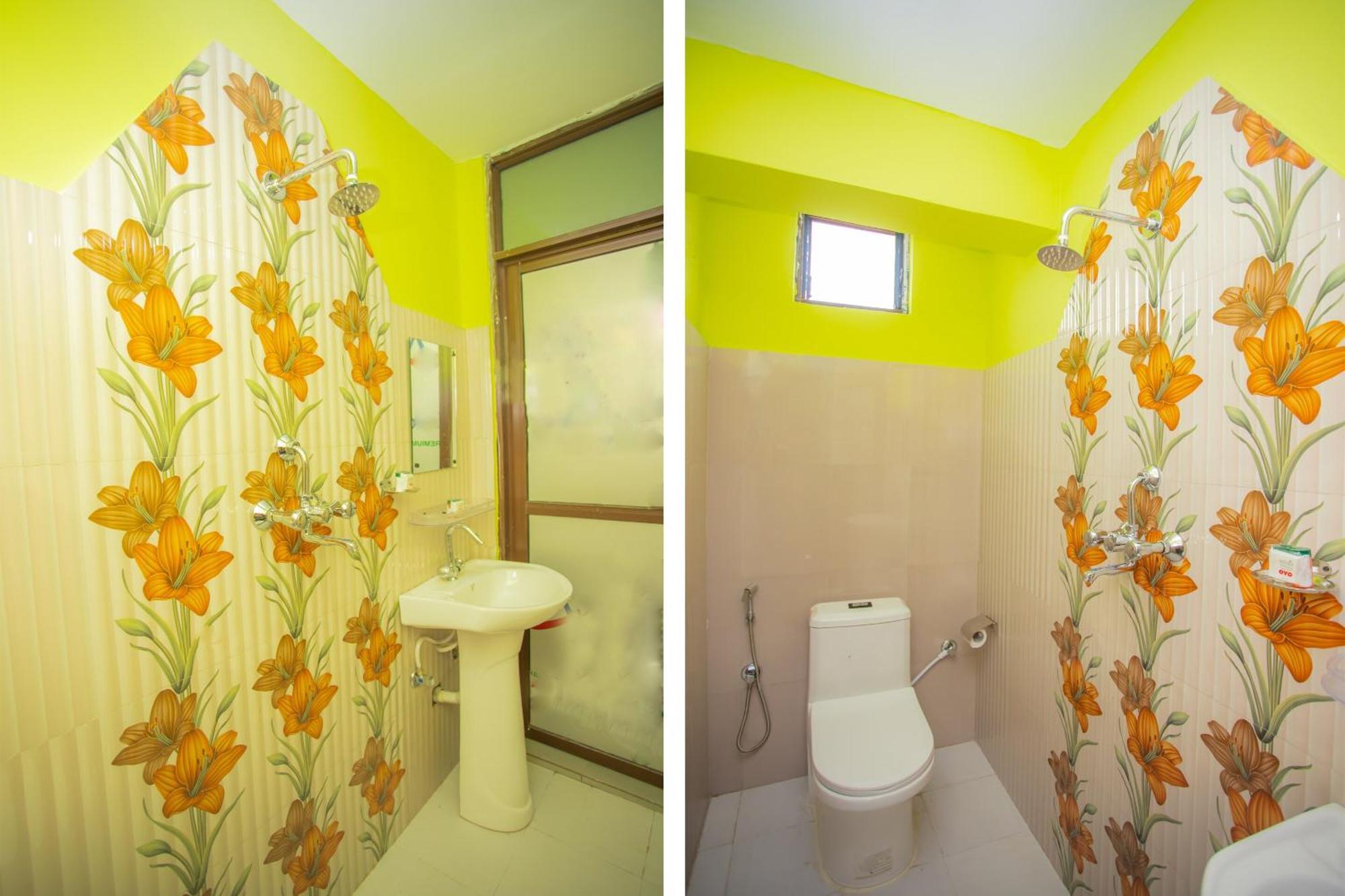 Oyo 589 Hotel Trimurti Катманду Екстериор снимка
